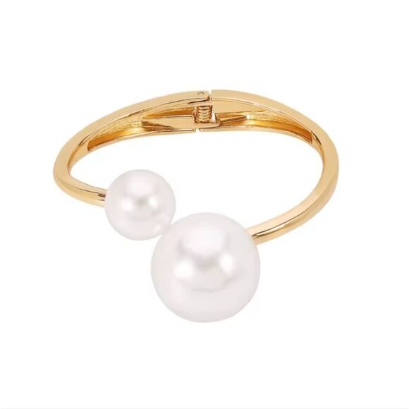 Brand New Top Fashion Gold Tone Pearls Bangle Bracelet - Picture 2 of 10
